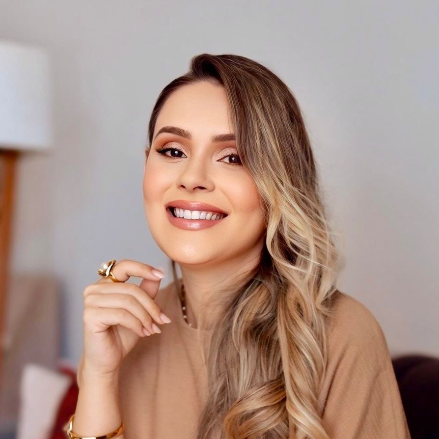 Camila Azevedo